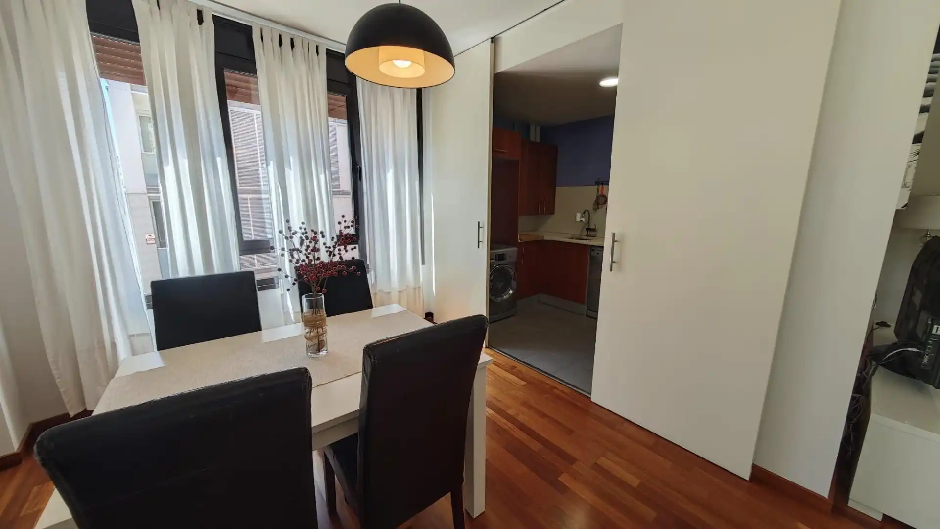 Comedor de Piso en venta en Vilanova i la Geltrú con Aire acondicionado, Calefacción y Parquet