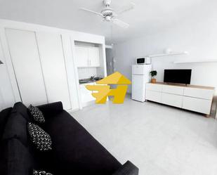 Exterior view of Flat to rent in Vélez-Málaga  with Air Conditioner, Private garden and Swimming Pool