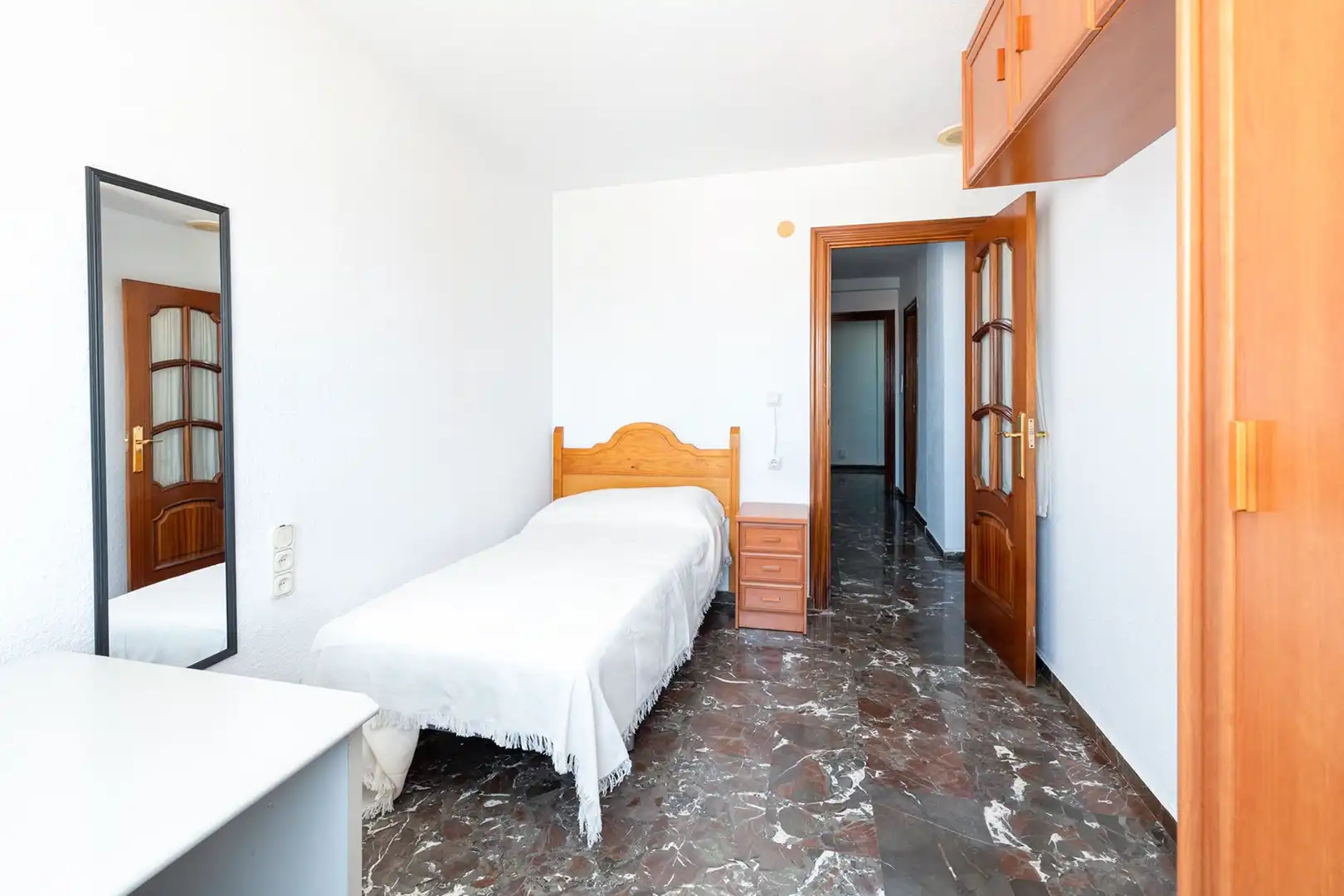 Flat for rent in N/A, -1, Camino de Ronda