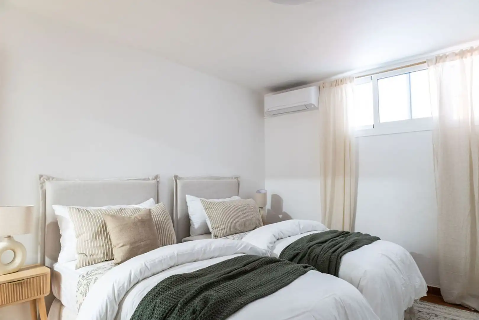 Dormitori de Casa o xalet en venda en Alhaurín de la Torre amb Terrassa