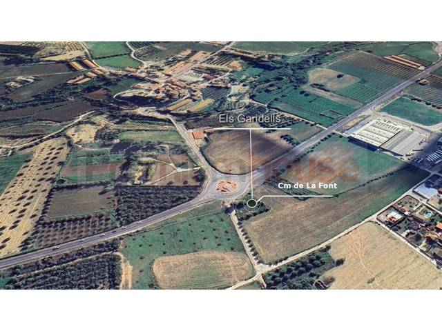 Terreno industrial en Venta en Carretera N 240 en Els Garidells