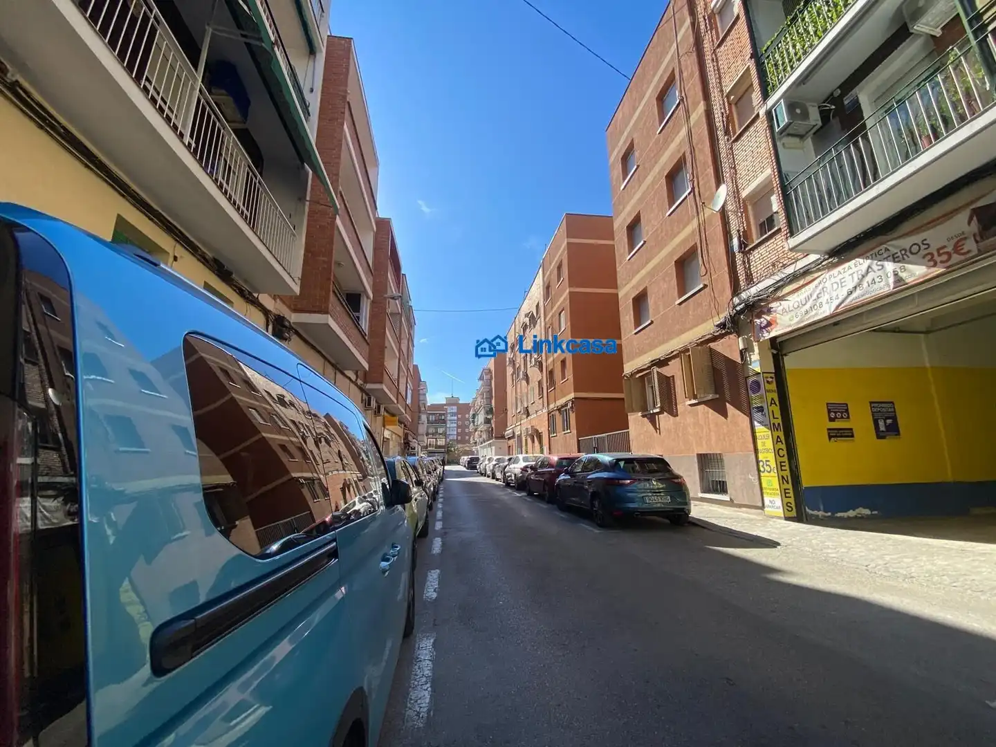 Vista exterior de Pis en venda en Madrid amb Calefacció, Parquet i Terrassa