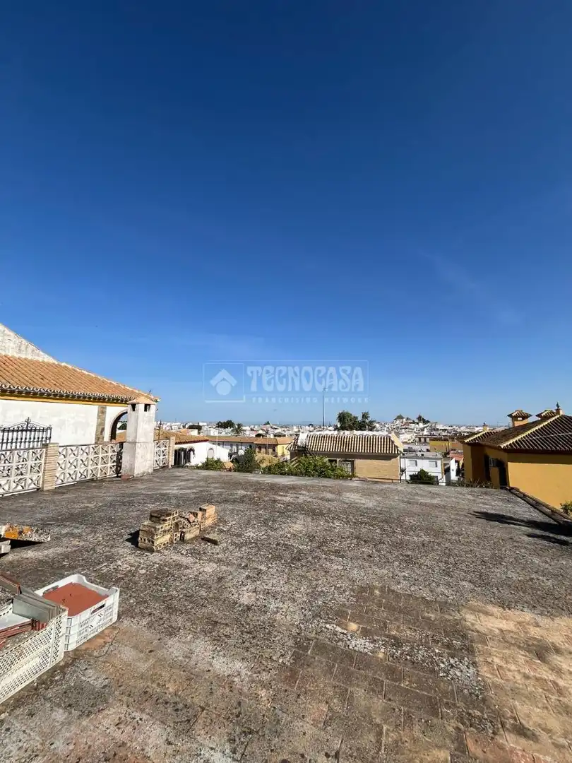 Vista exterior de Casa o chalet en venta en Mairena del Alcor con Aire acondicionado, Calefacción y Piscina comunitaria
