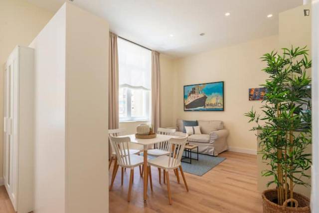 Estudio en Alquiler en La Malagueta - Monte Sancha