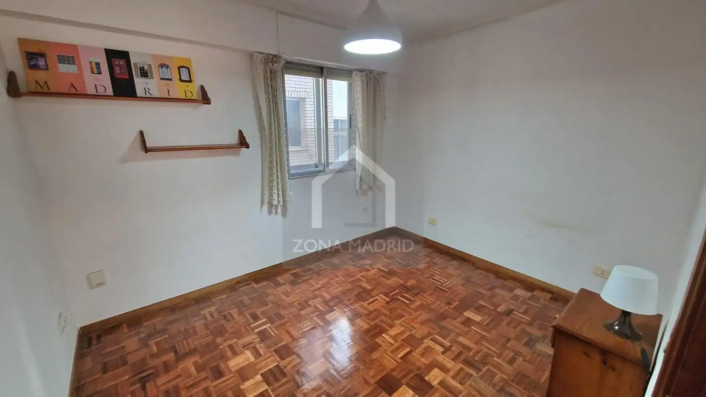Bedroom of Flat for sale in Tetuán