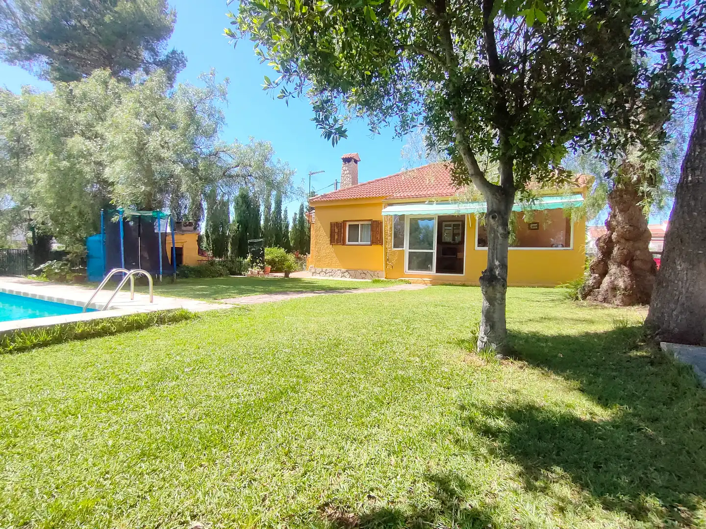 Garden of Houses for sale in Godelleta  with Air Conditioner, Private garden and Terrace