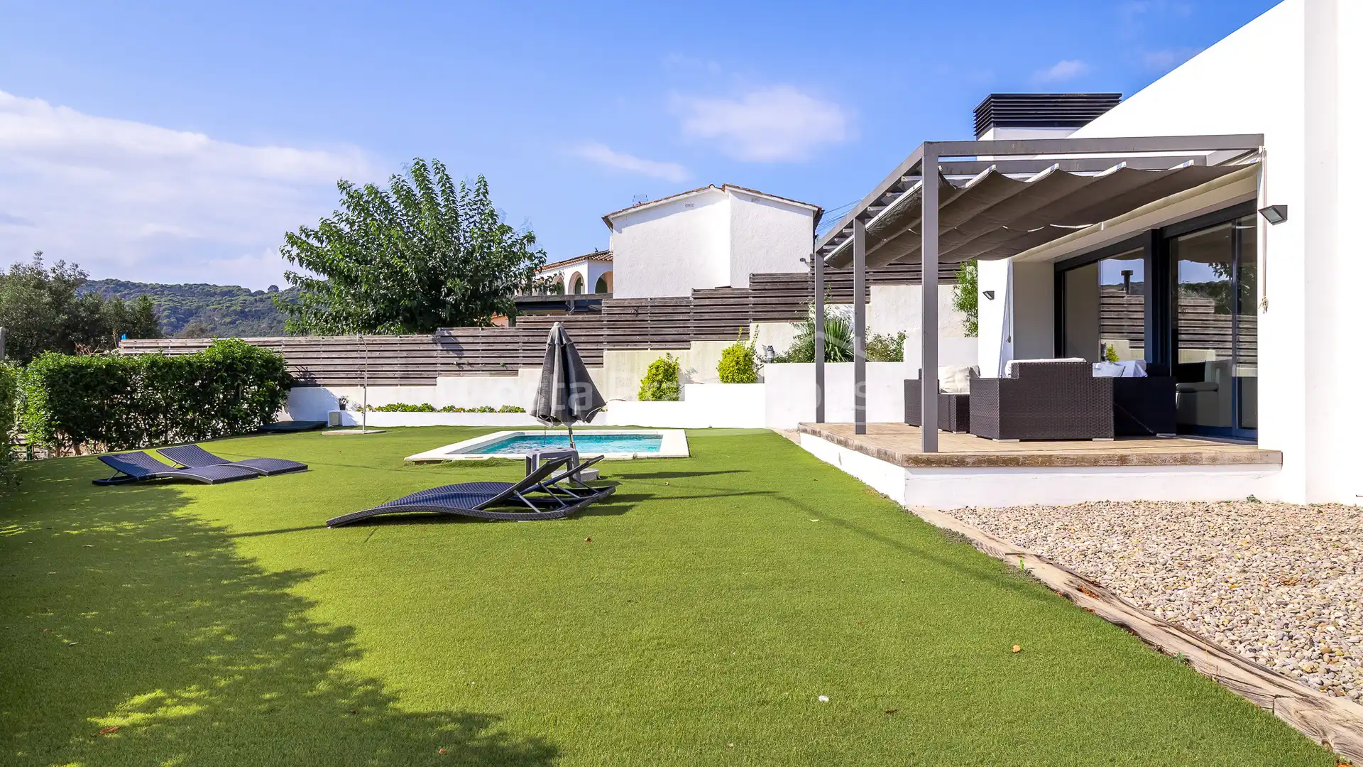 Casa con piscina en venta en Carrer del Baix Empordà, imagen 9
