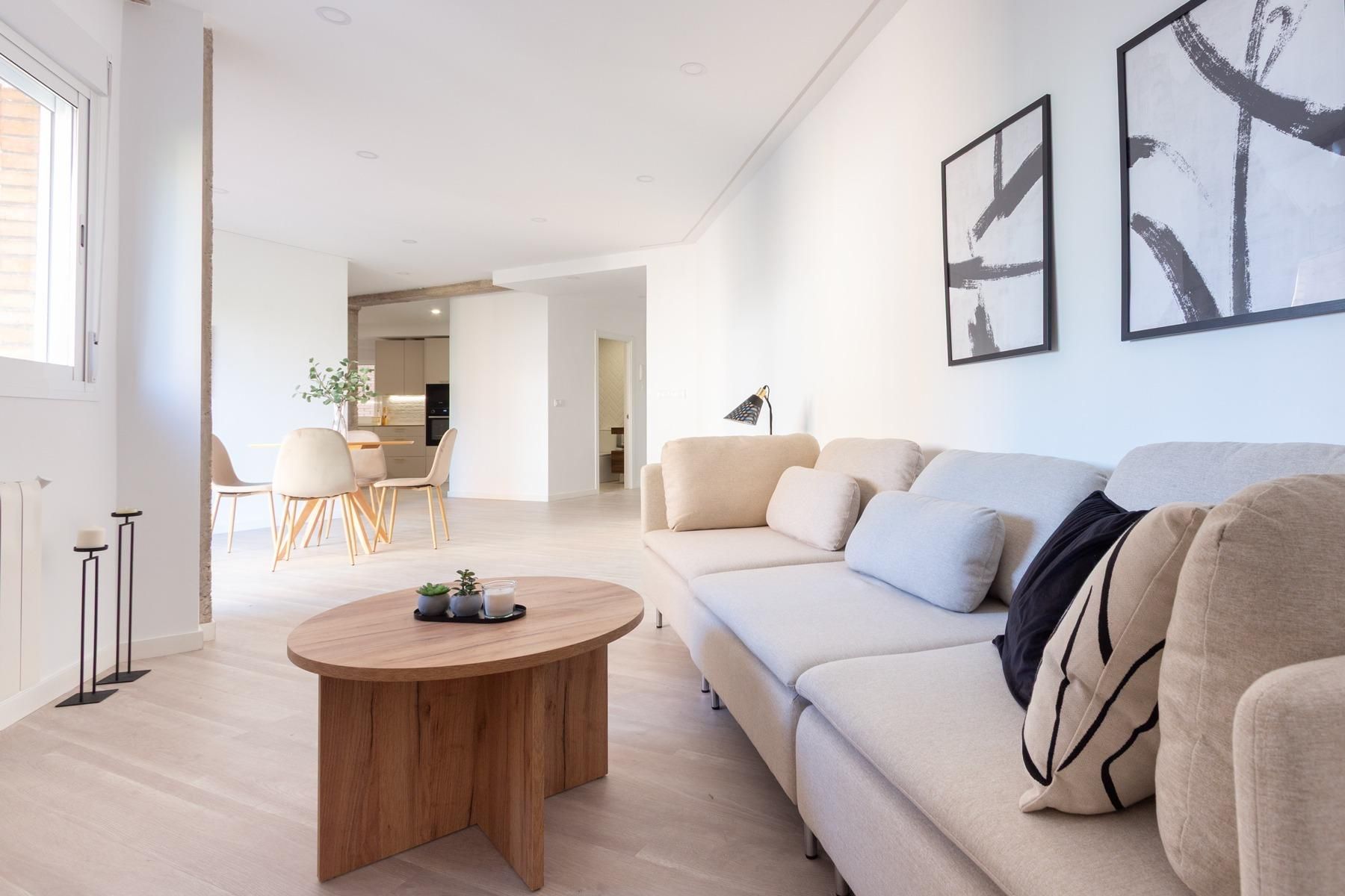 Sala d'estar de Apartament en venda en  Sevilla Capital amb Terrassa