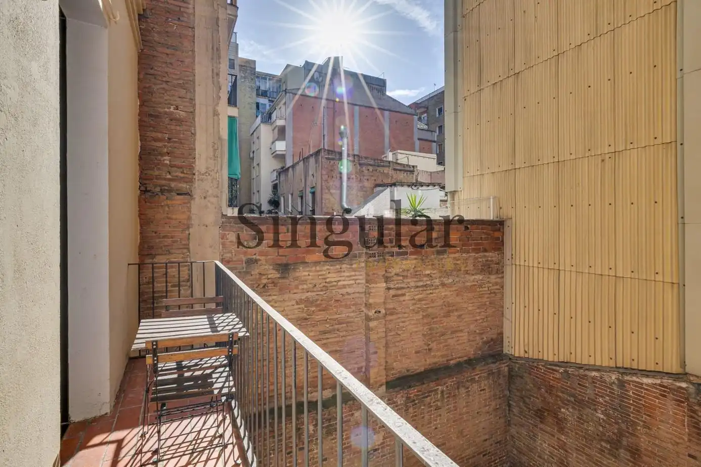 Balcony of Flat for sale in Barcelona  with Air Conditioner and Heating