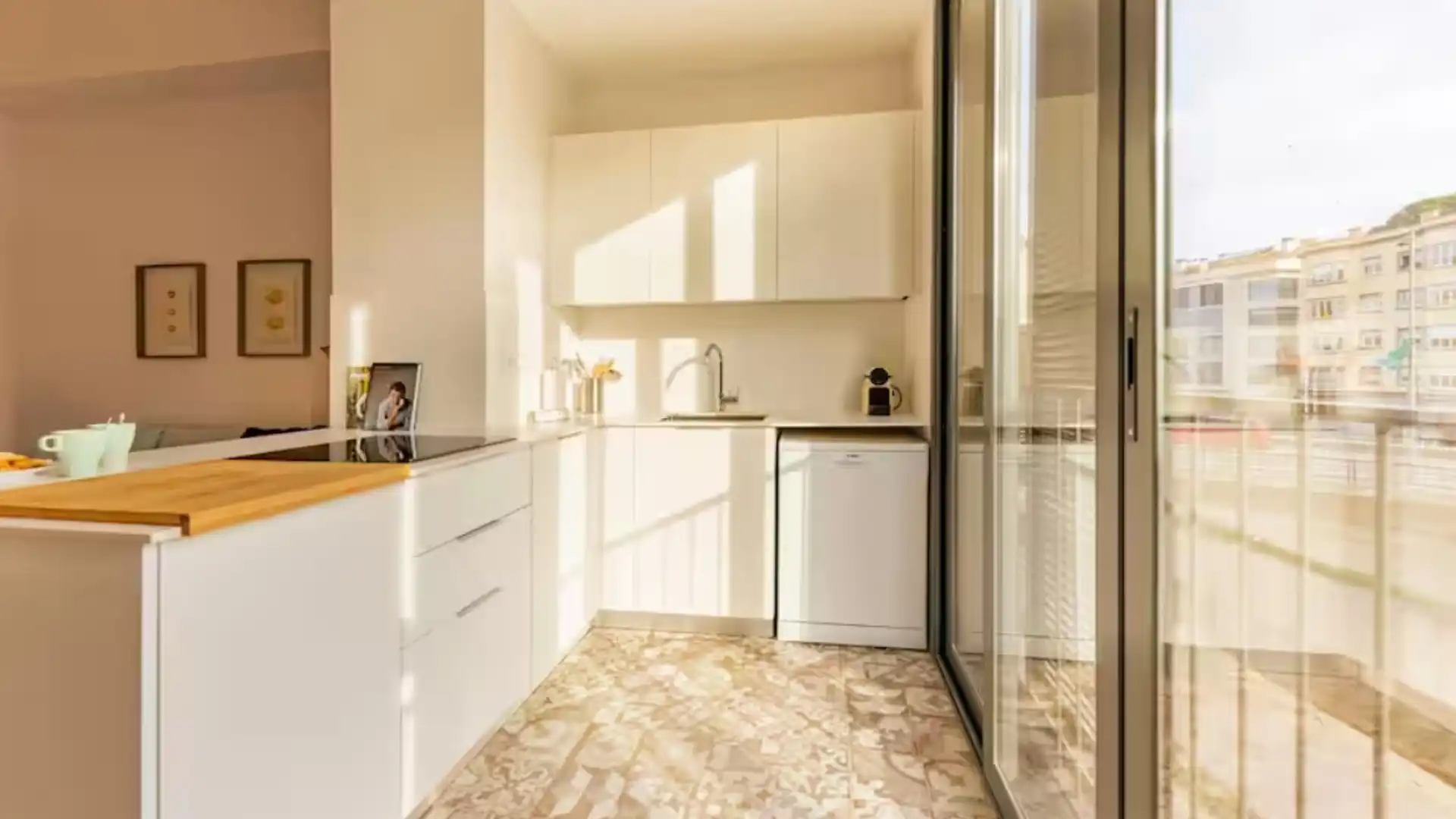 Cocina de Apartamento de alquiler en Girona Capital con Aire acondicionado, Calefacción y Parquet