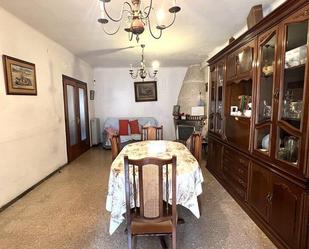 Menjador de Casa adosada en venda en Figueres amb Alarma