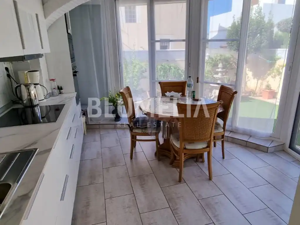 Casa con jardín en venta en Calle Afrodita, imagen 6