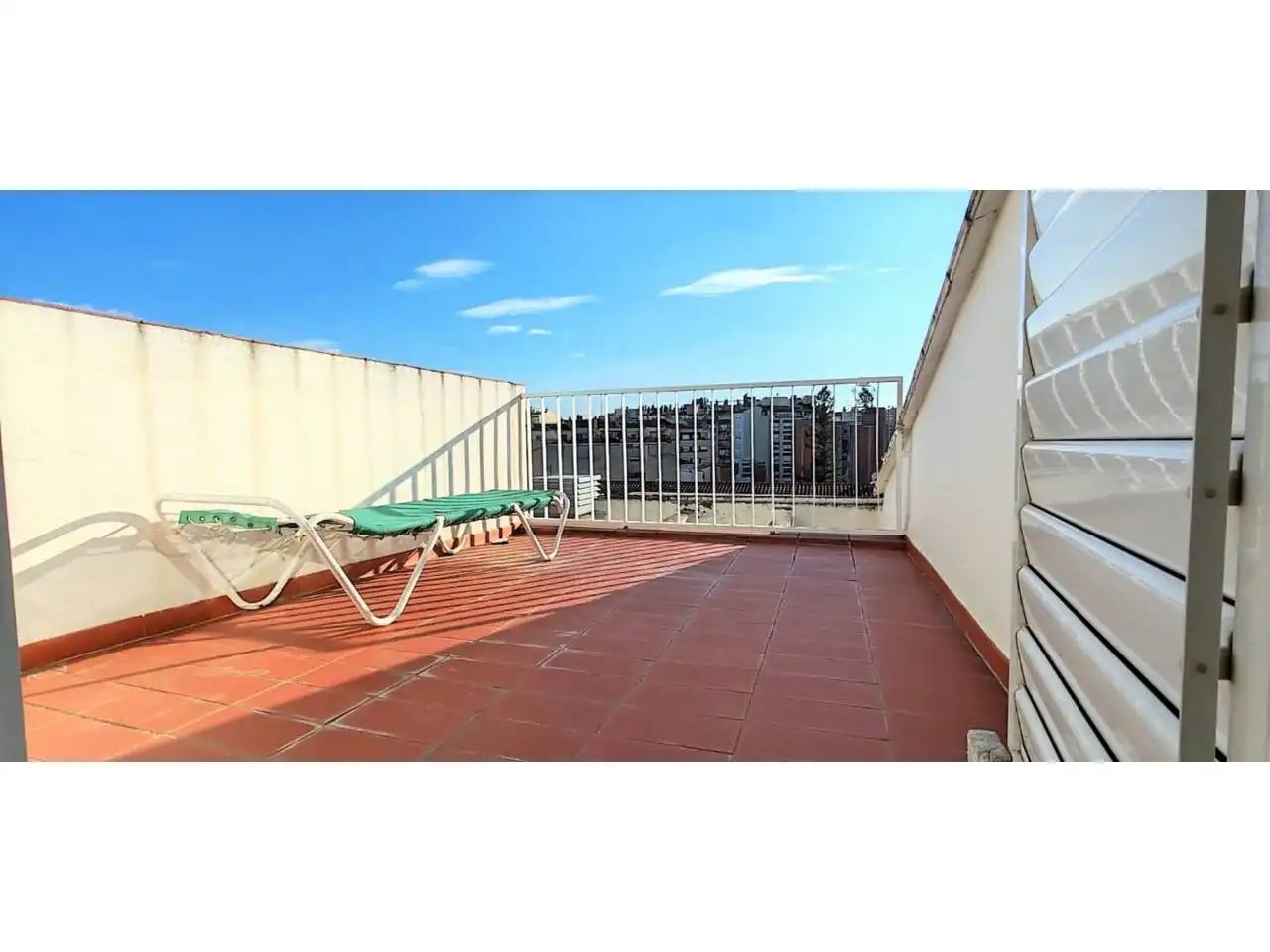 Terrasse von Wohnung zum Verkauf in Girona mit Klimaanlage, Heizung und Terrasse