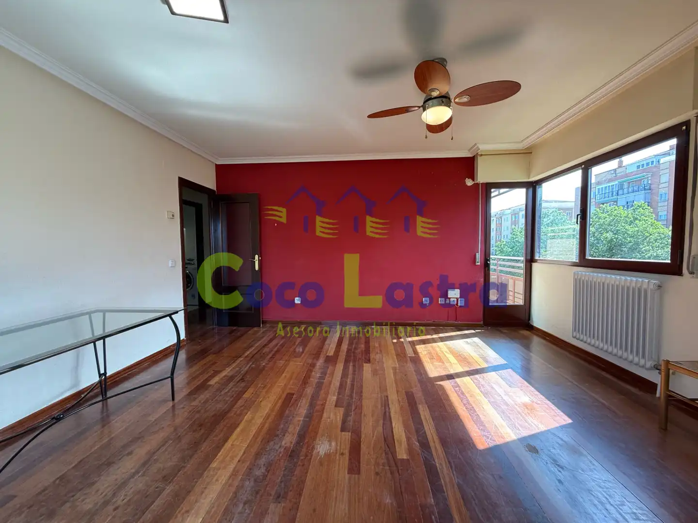 Sala de estar de Piso en venta en Salamanca con Calefacción, Parquet y Balcón