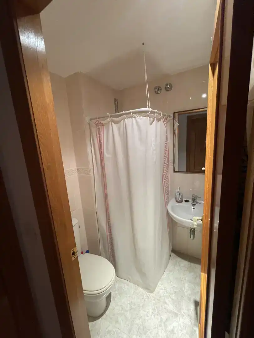 Bany de Apartament en venda en Gandia amb Aire condicionat i Piscina