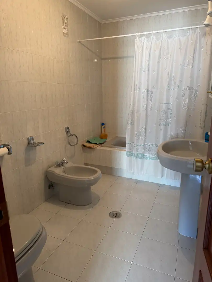 Badezimmer von Wohnung zur Miete in O Carballiño   mit Heizung, Möbliert und Balkon