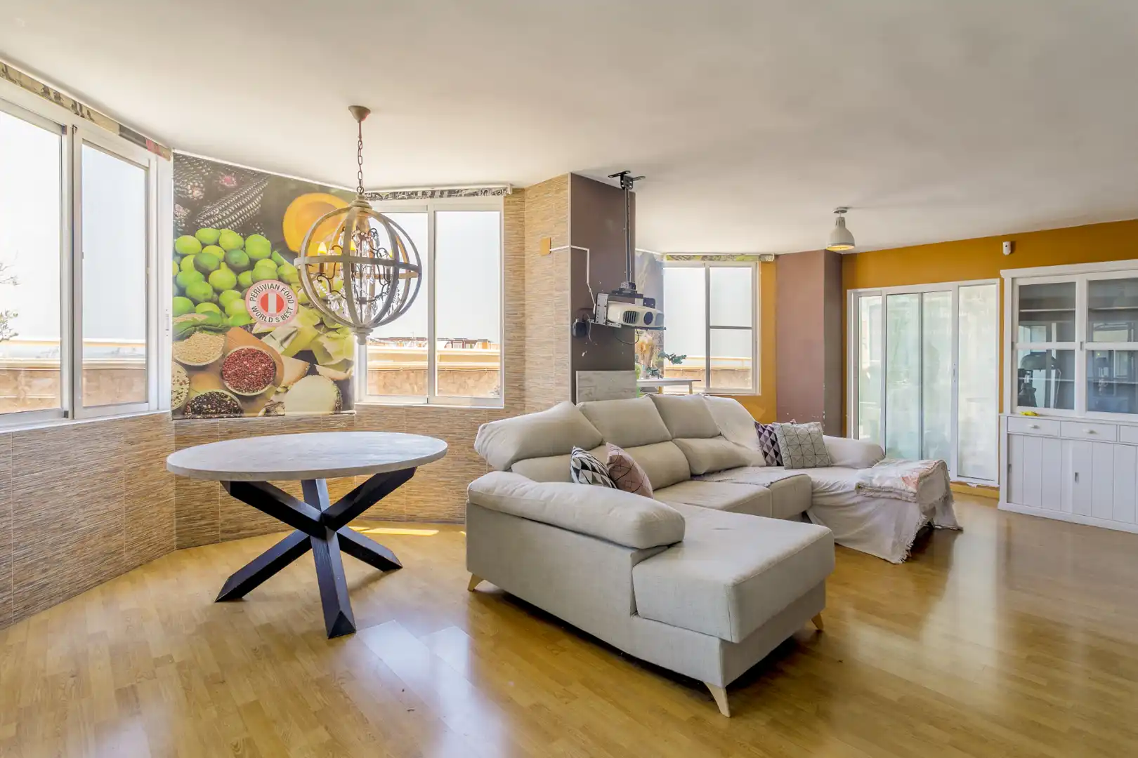 Sala d'estar de Àtic en venda en Alicante / Alacant amb Aire condicionat, Calefacció i Jardí privat