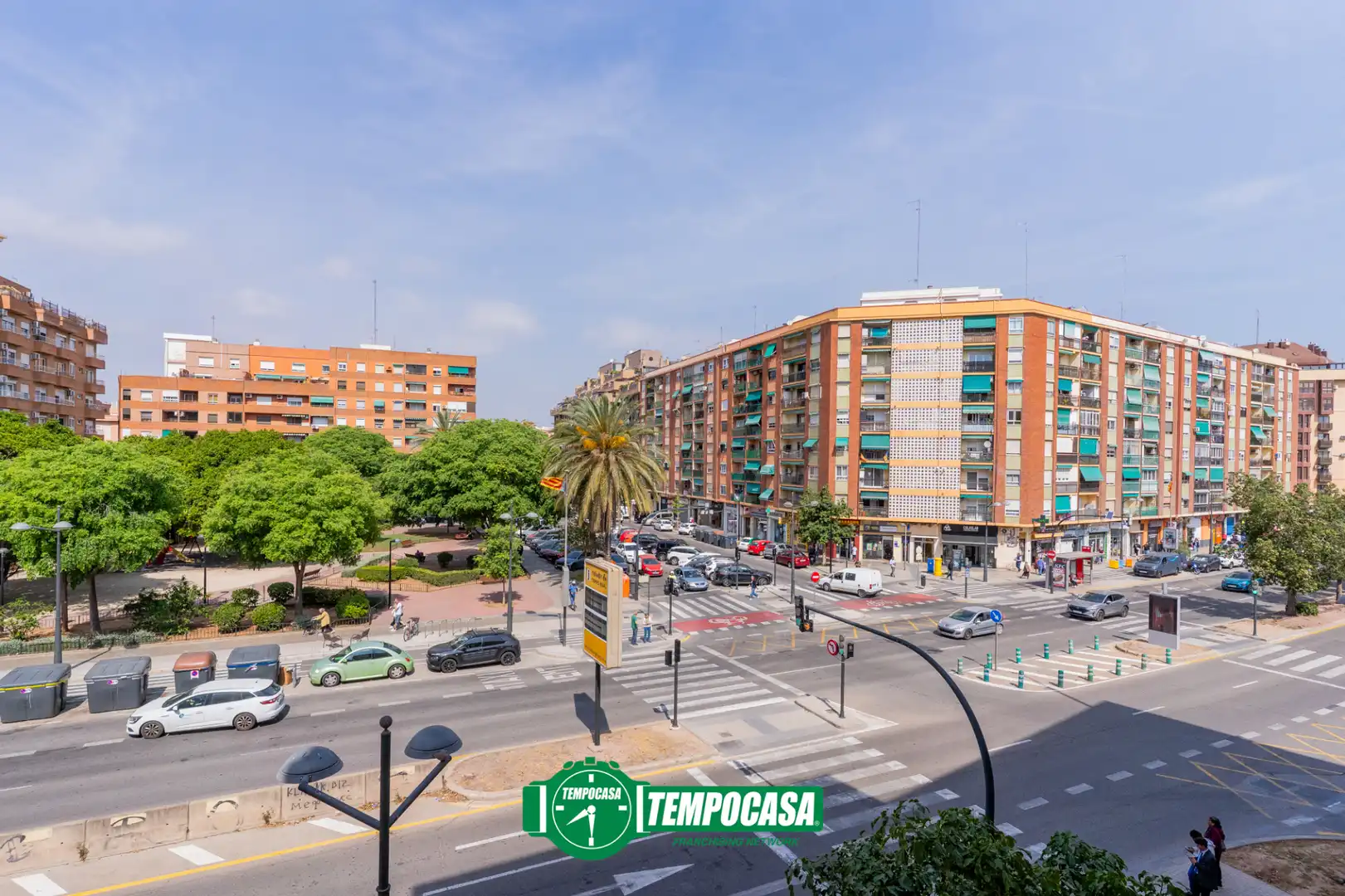 Vista exterior de Piso en venta en Valencia con Aire acondicionado, Calefacción y Internet
