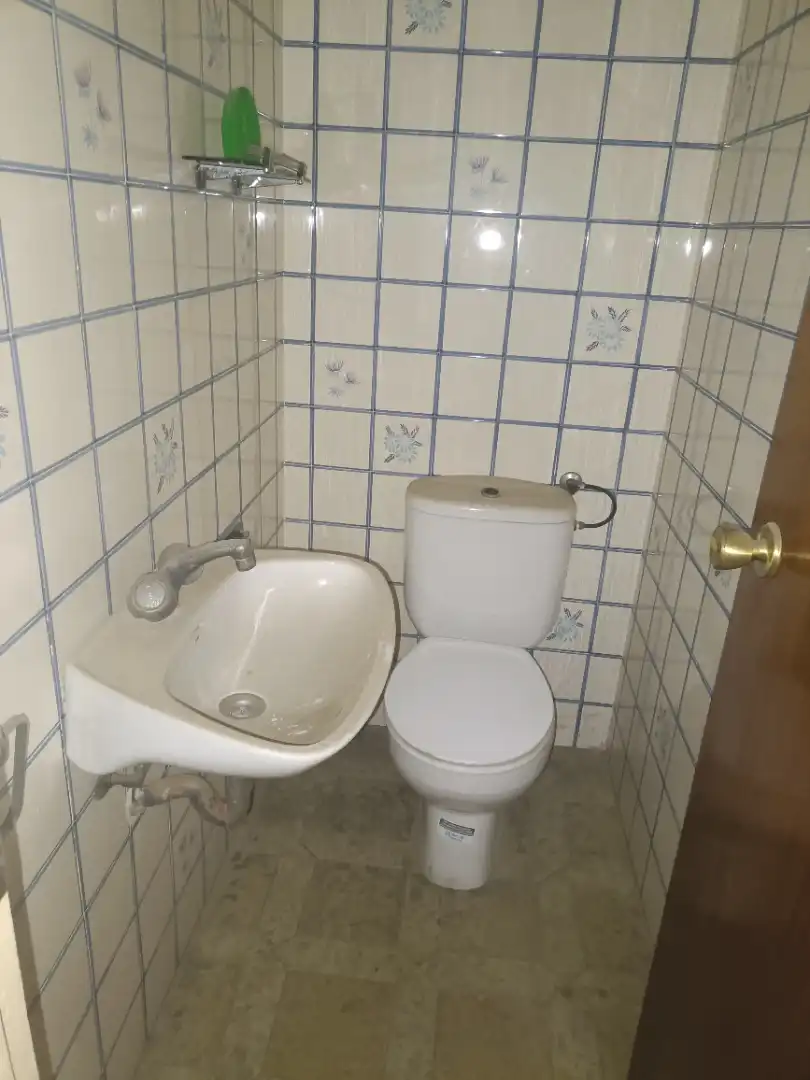 Baño de Piso en venta en Tàrrega con Calefacción y Balcón