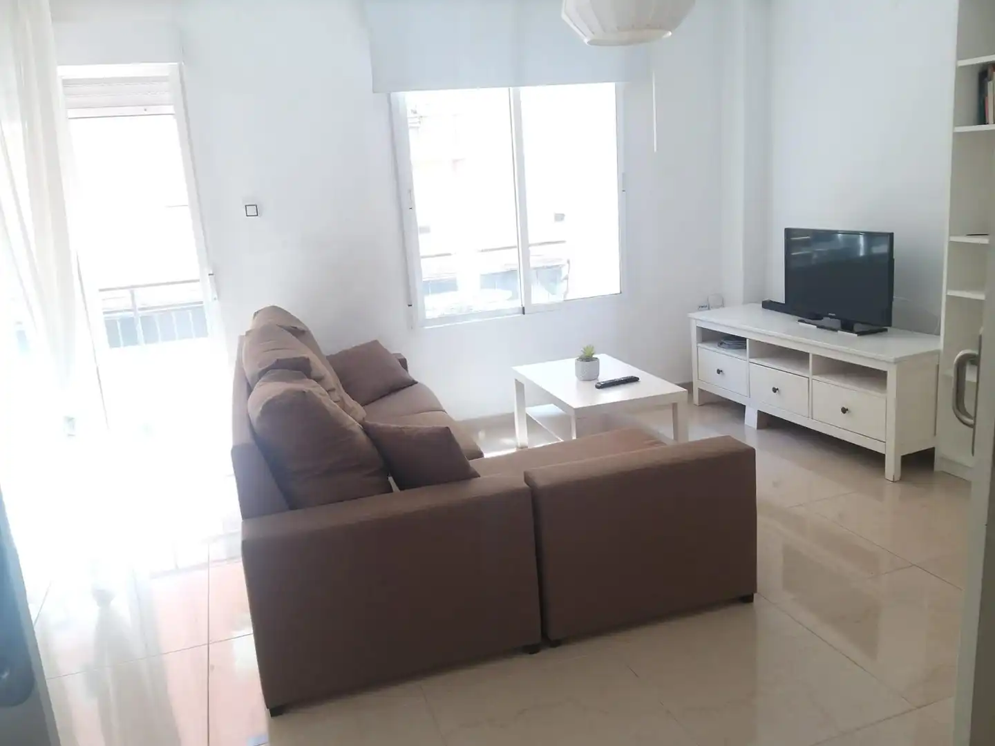 Sala de estar de Piso de alquiler en Alicante / Alacant con Aire acondicionado, Calefacción y Terraza