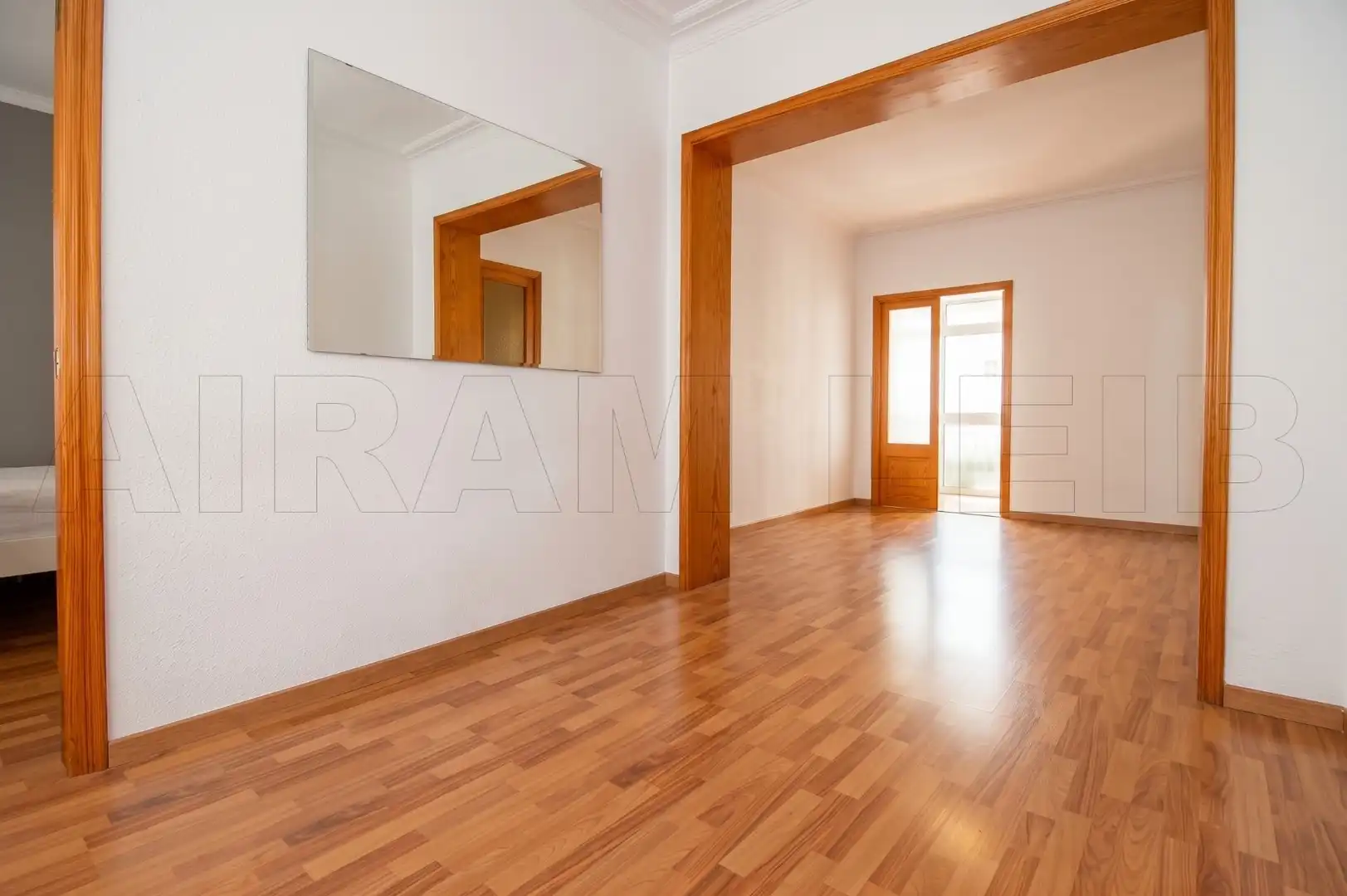 Flat for sale in Gran Via de Colom