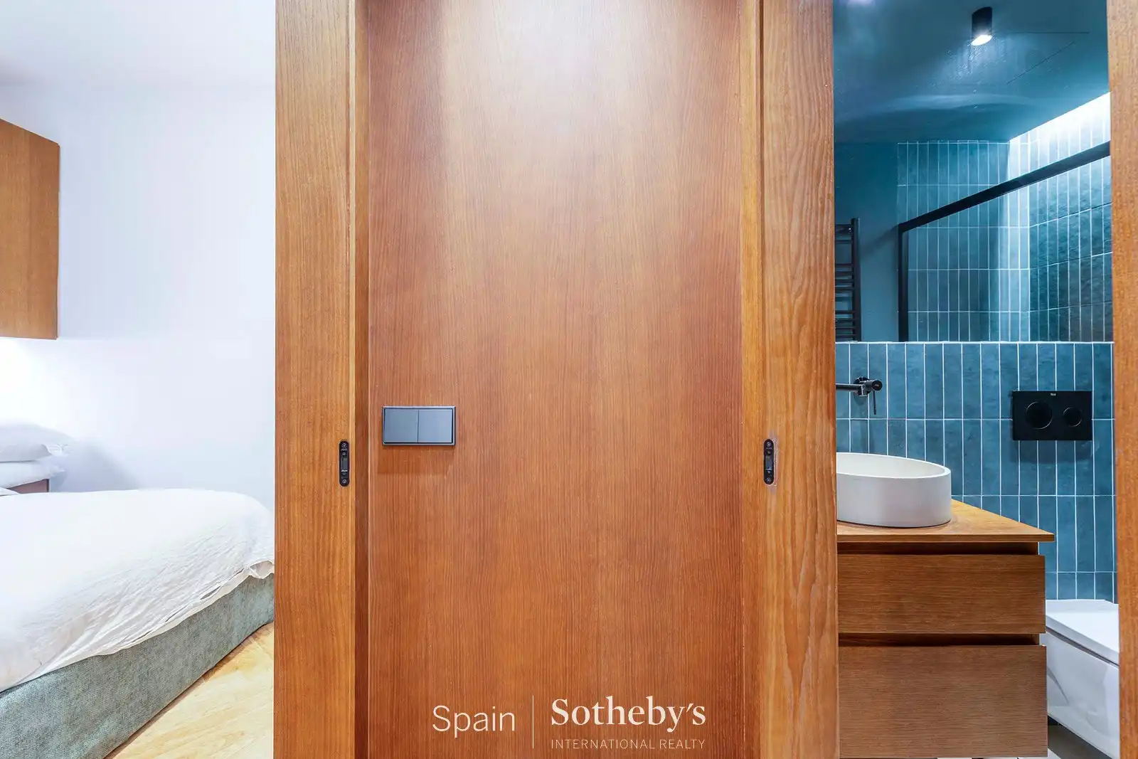 Apartments for sale in Madrid  with Air Conditioner and Heating