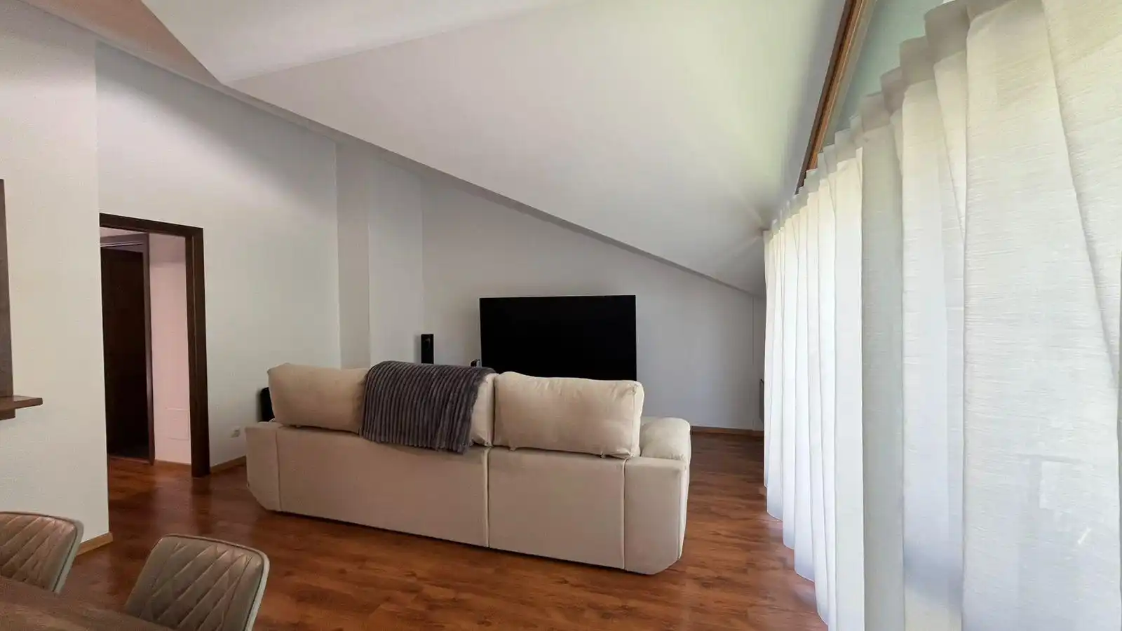 2-bedroom penthouse for rent in El Serrat, Ordino · 2 of 60