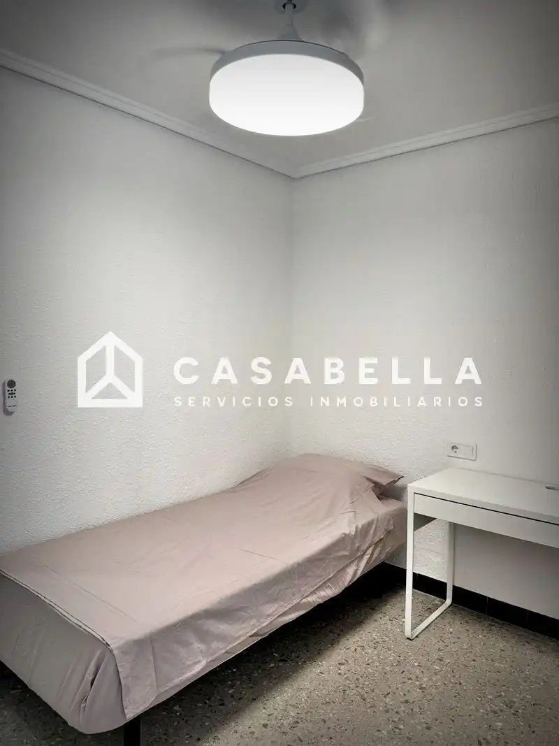 Flat for sale in Hermanos Villalonga, imagen 9