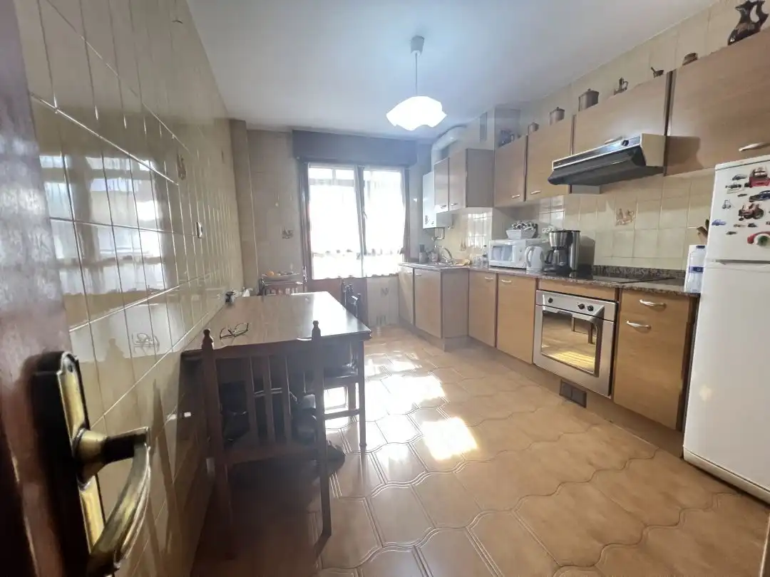 Piso en venta en Lugones