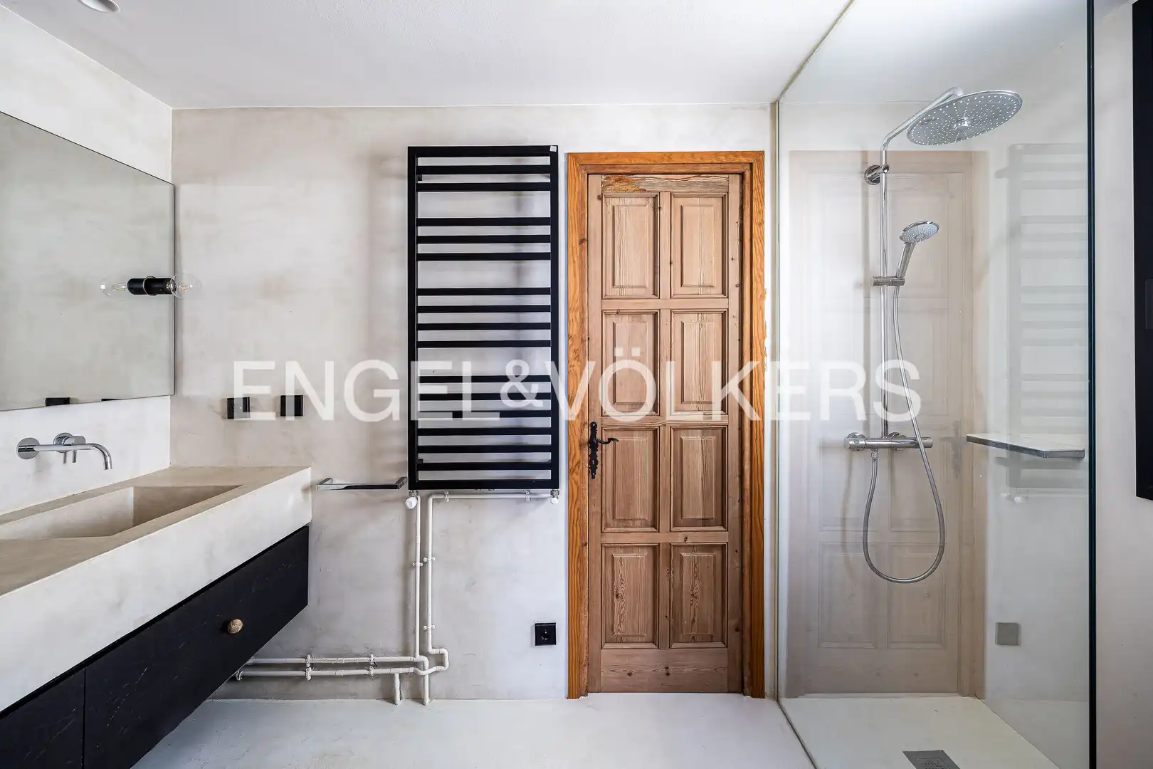 Bathroom of Houses for rent in Caldes d'Estrac  with Air Conditioner, Heating and Private garden