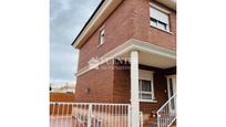 Exterior view of House or chalet for sale in Elda  with Air Conditioner, Heating and Terrace