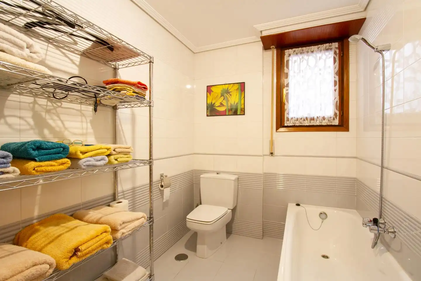 Badezimmer von Maisonette zum Verkauf in Villava / Atarrabia mit Klimaanlage, Heizung und Terrasse