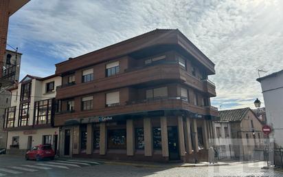 Vista exterior de Pis en venda en El Hoyo de Pinares 