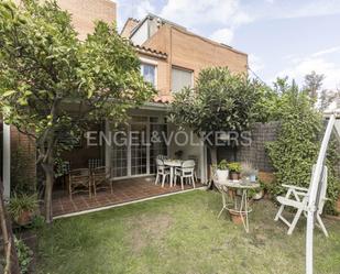 Jardí de Casa o xalet en venda en Sant Just Desvern amb Terrassa, Piscina i Balcó