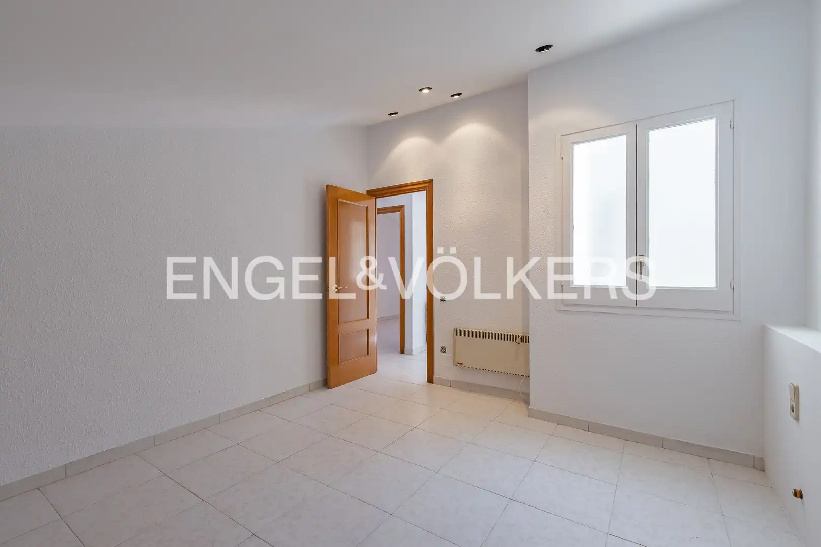 Dúplex en venta en Palau-solità i Plegamans con Calefacción, Terraza y Balcón