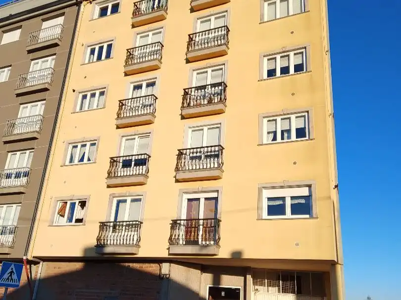Pis amb ascensor en venda a Rúa Bos Aires 3