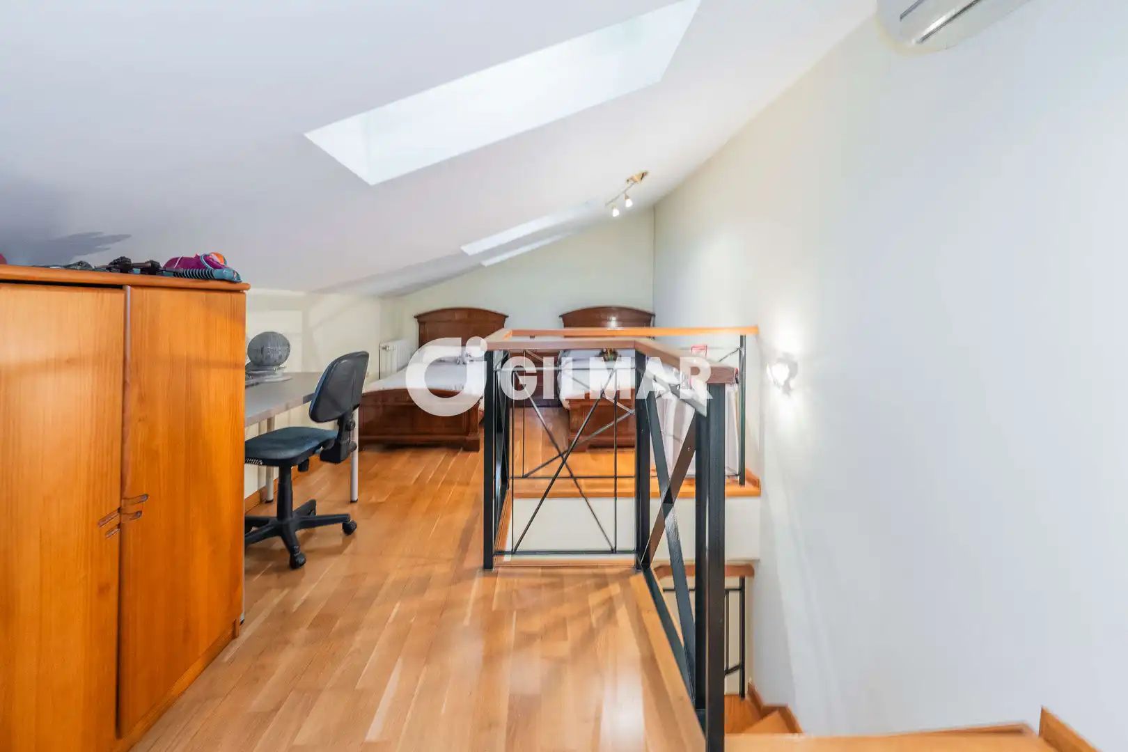 Casa pareada con piscina en venta en Encinar de los Reyes, imagen 2
