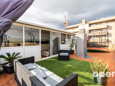 Attico con balcone in vendita a Nord-est