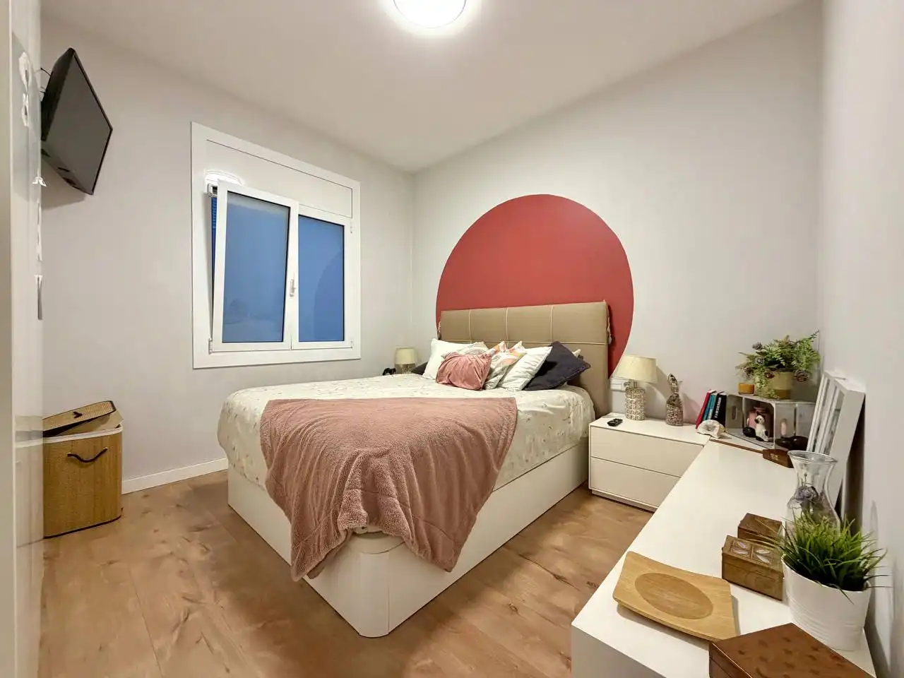 Habitación de Piso en venta en Barcelona con Calefacción, Balcón y Domótica
