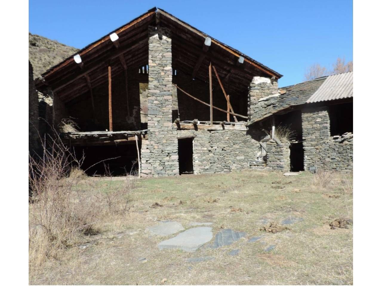 Exterior view of Houses for sale in Les Valls d'Aguilar  with Private garden