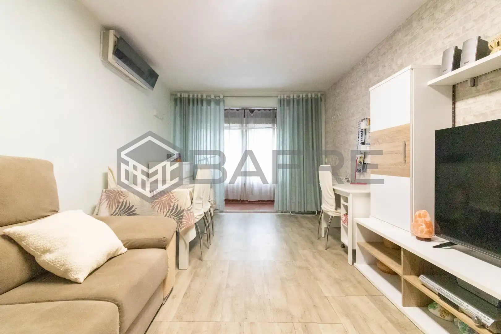 Sala de estar de Piso en venta en  Madrid Capital con Aire acondicionado, Calefacción y Terraza