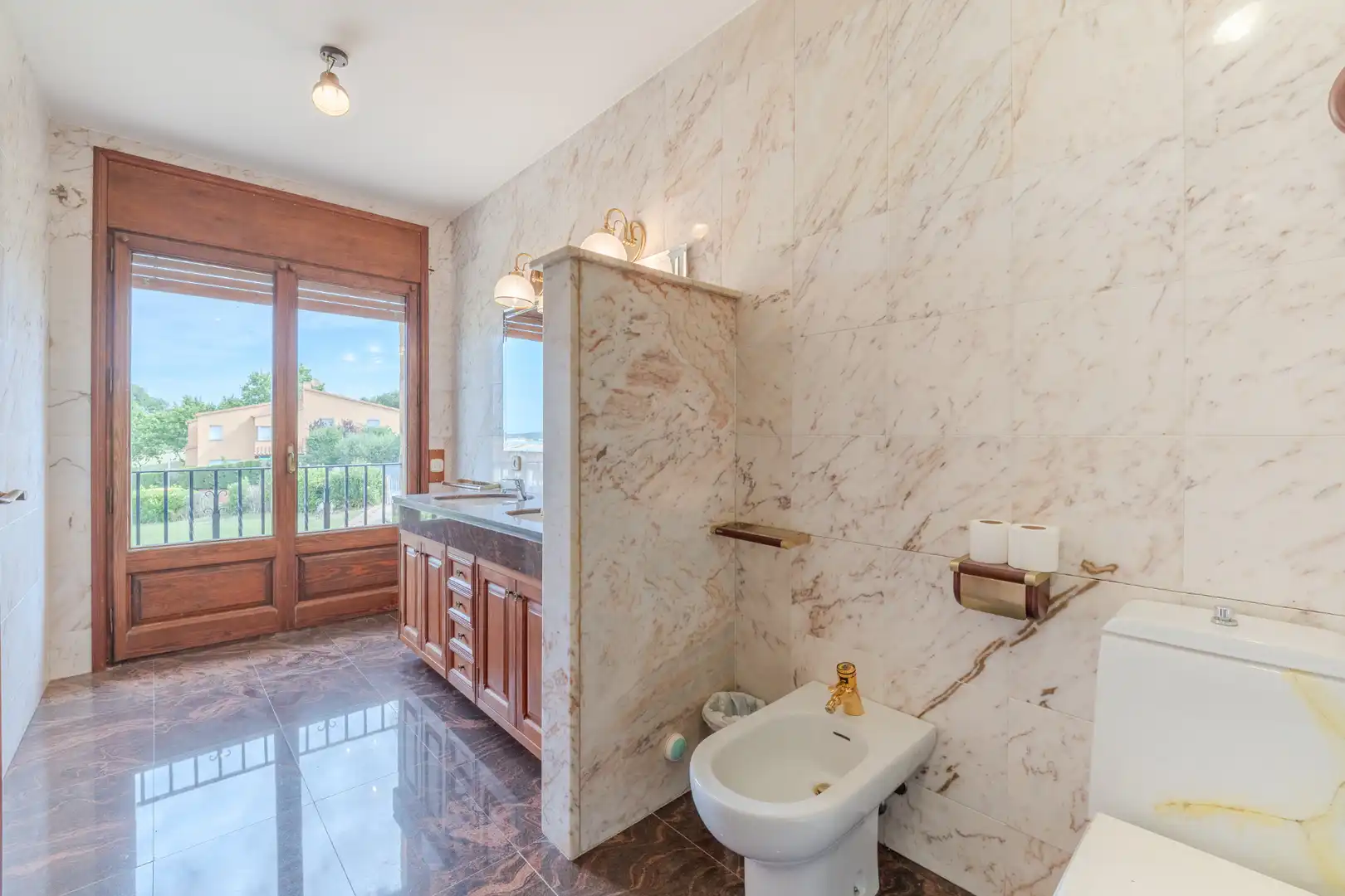 Baño de Casa o chalet en venta en La Bisbal d'Empordà con Calefacción, Jardín privado y Terraza