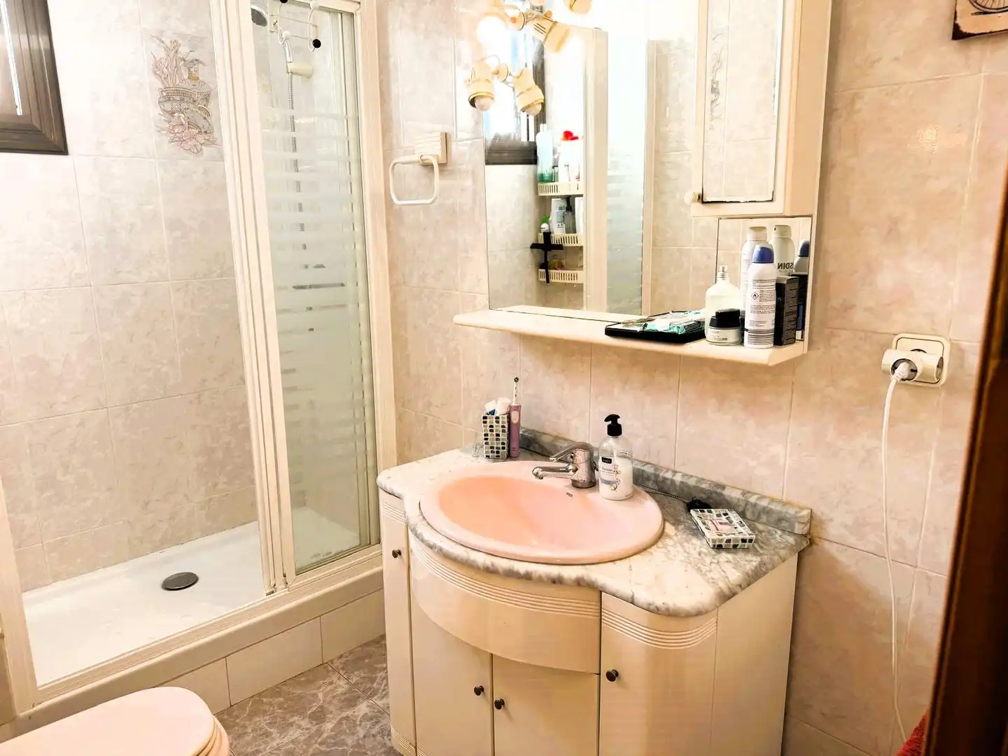 Baño de Piso en venta en Vilanova i la Geltrú con Aire acondicionado, Calefacción y Balcón