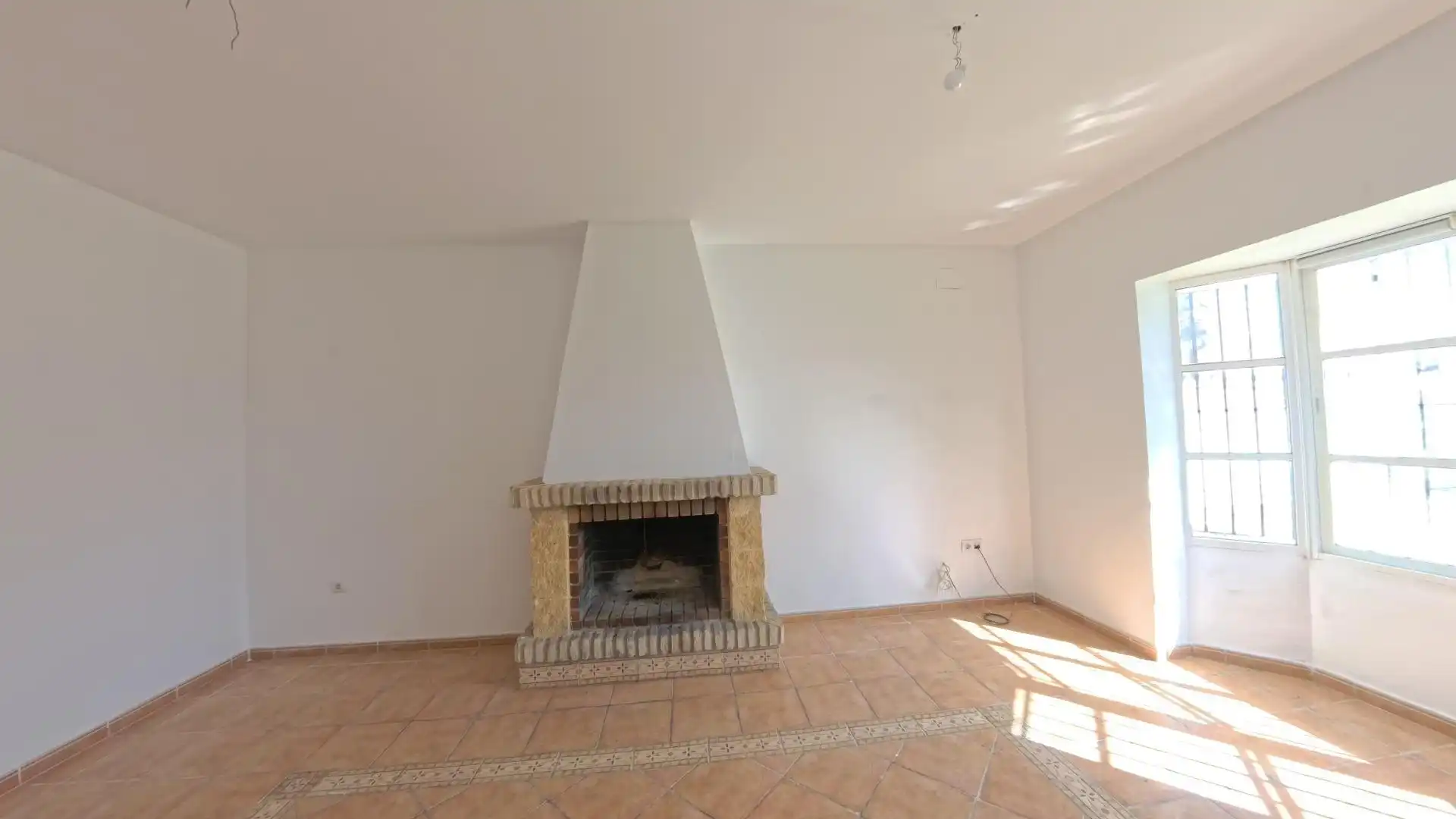 Sala d'estar de Casa o xalet en venda en Chiclana de la Frontera amb Jardí privat