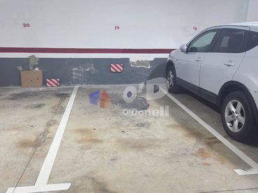 Einzelparkplatz zum Verkauf in Marianao