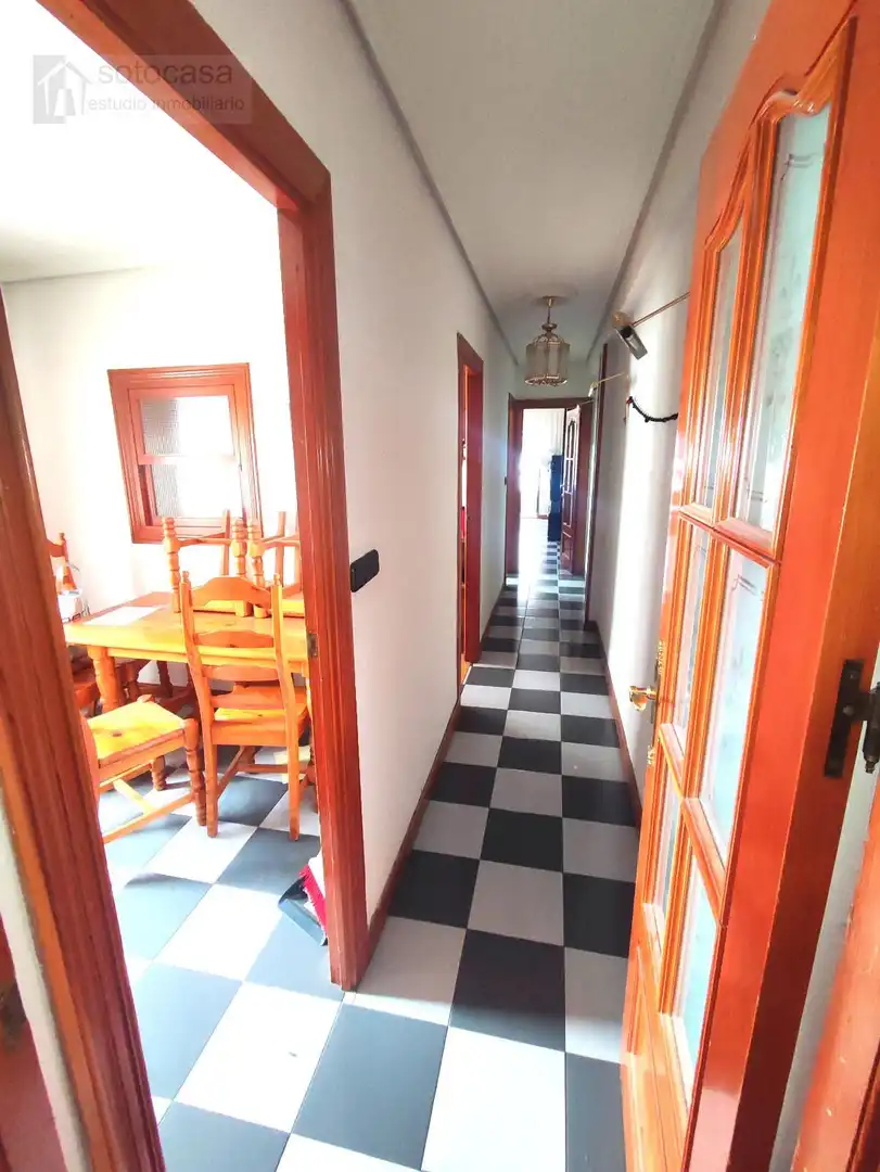 Piso en venta en Valladolid con Calefacción, Terraza y Amueblado