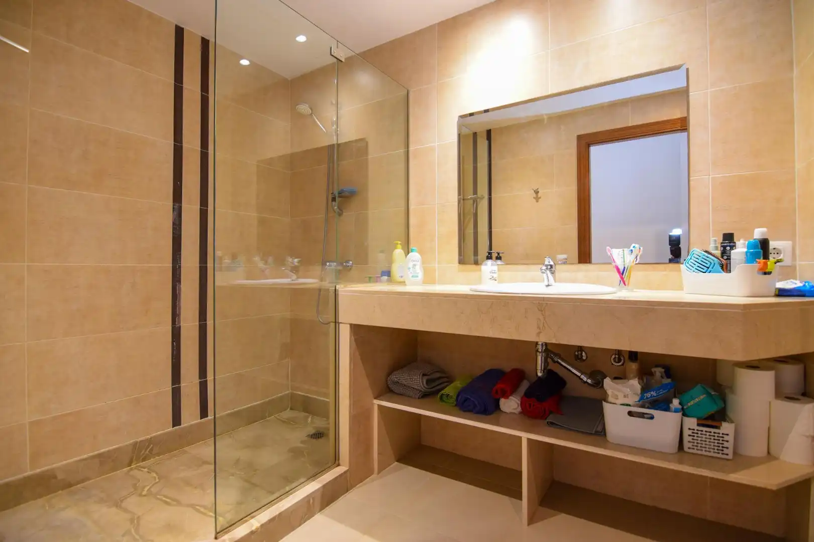 Baño de Piso de alquiler en Artà con Aire acondicionado y Piscina comunitaria