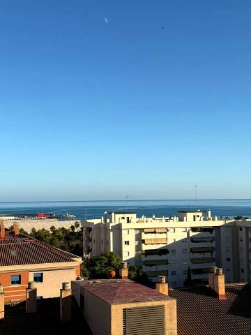 Piso en Venta en Héroe De Sostoa en Parque Ayala - Jardín de la Abadía - Huelín