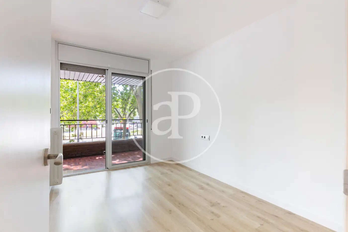 Habitación de Piso en venta en Terrassa con Calefacción, Terraza y Balcón