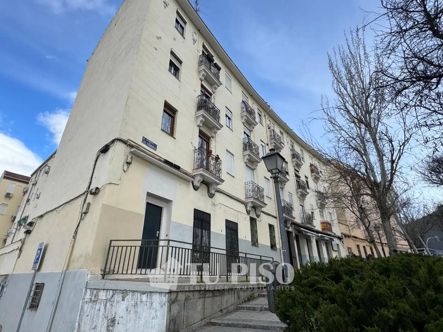 Vista exterior de Pis en venda en Madrid amb Aire condicionat, Calefacció i Moblat